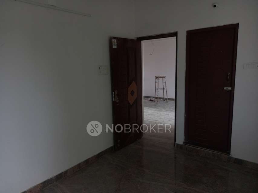 2 BHK Flat In Malar Apartments For Sale  In Saligramam