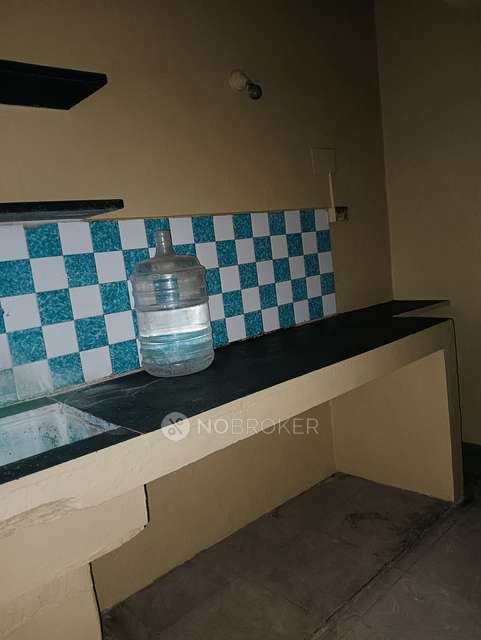 2 BHK Flat In Lakshmi Narayana Apartments For Sale  In Choolaimedu