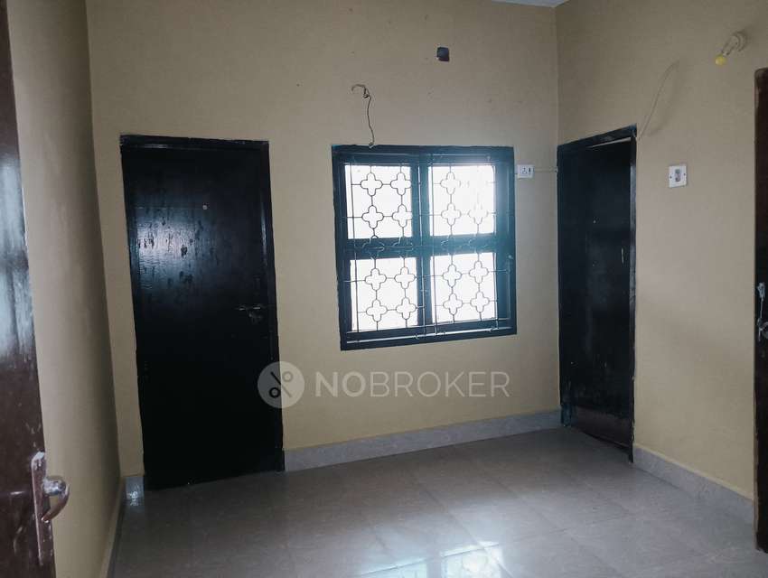 2 BHK Flat In Lakshmi Narayana Apartments For Sale  In Choolaimedu