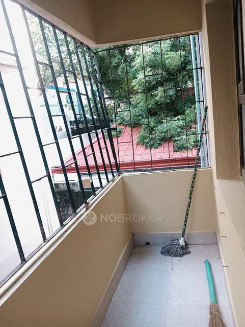 2 BHK Flat In Lakshmi Narayana Apartments For Sale  In Choolaimedu