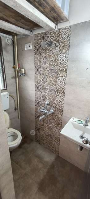 2 BHK Flat In Dani Avenue For Sale  In Malad West