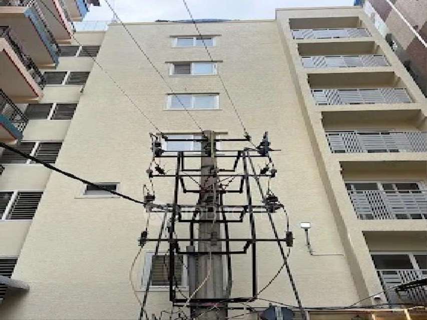 PG for Girls in Kodathi Gate 