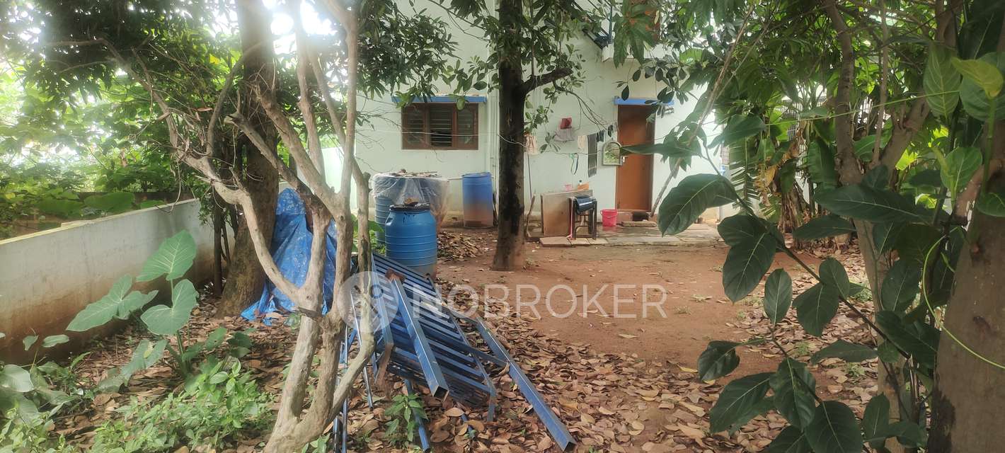 Plot For Sale  In Paschim County  In Kereguddadahalli