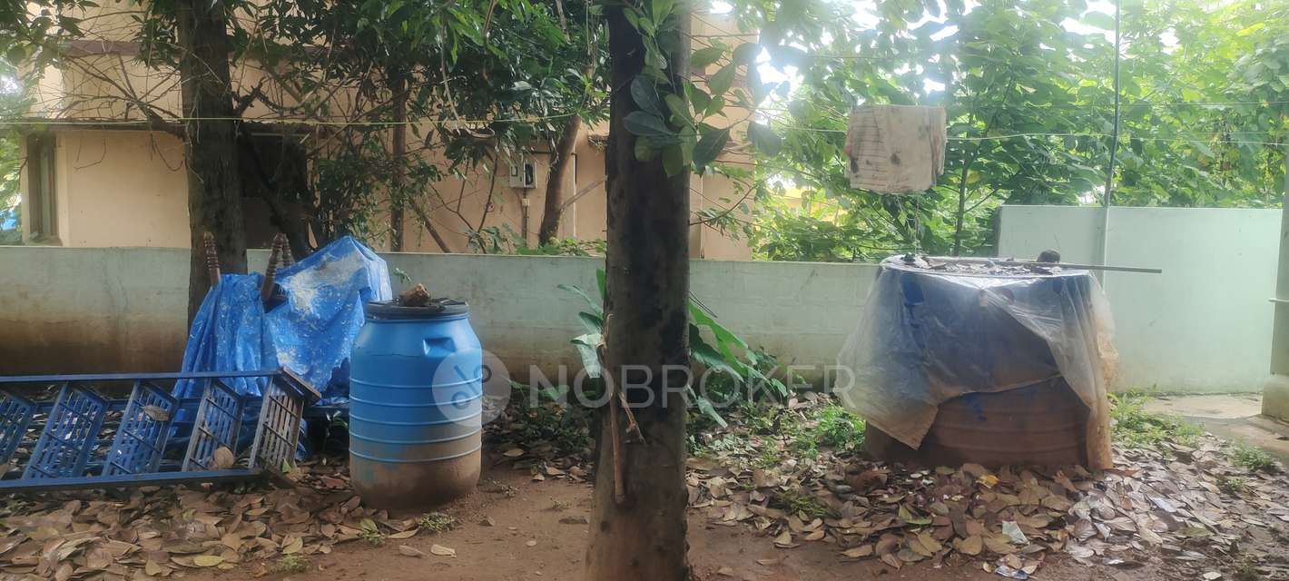 Plot For Sale  In Paschim County  In Kereguddadahalli