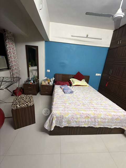 1 BHK Flat In Yamuna Nagar Society, Andheri West For Sale  In Andheri West