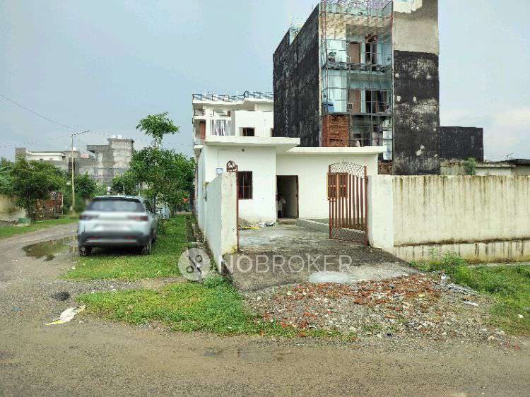 2 BHK House for Rent  In 530, Sector 3, Pocket B, Patwari, Greater Noida, Uttar Pradesh 201306, India