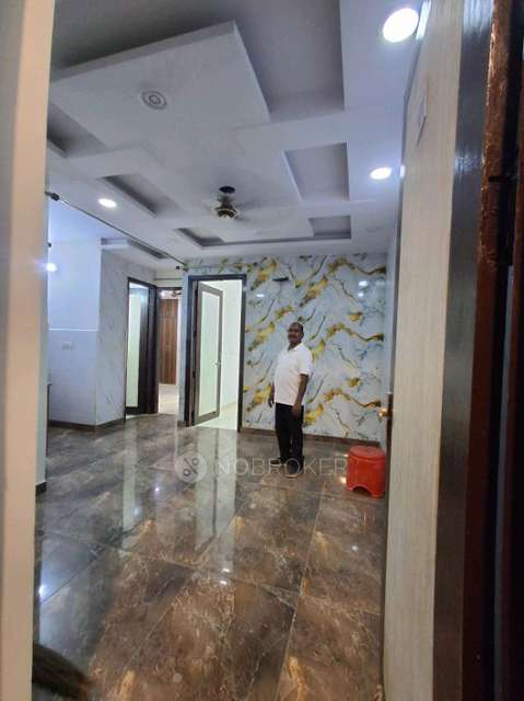 3 BHK Flat In Krishna Apartment For Sale  In Matiala Extension, Matiala