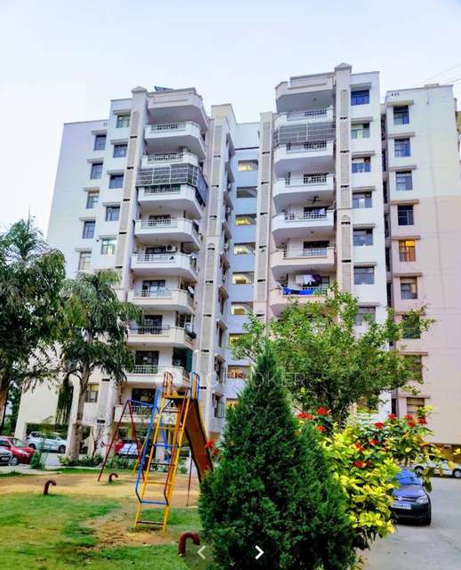4 BHK Flat In Hewo Apartments ,  Sector 56, Gurgaon For Sale  In Sector 56