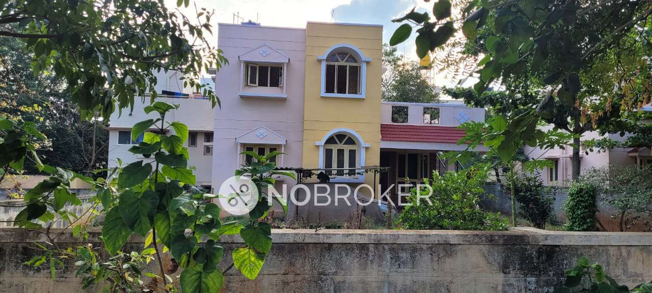 1 BHK House for Rent  In Royal Enclave