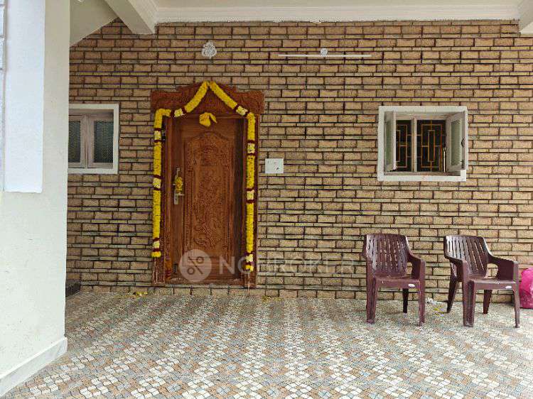 2 BHK House for Rent  In 23, Vengadamangalam Rd, Kandigai, Rathinamangalam, Tamil Nadu 600127, India