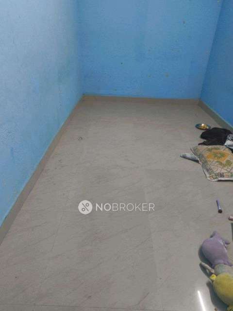 Shared Room for Female In 1 BHK  In Kattupakkam