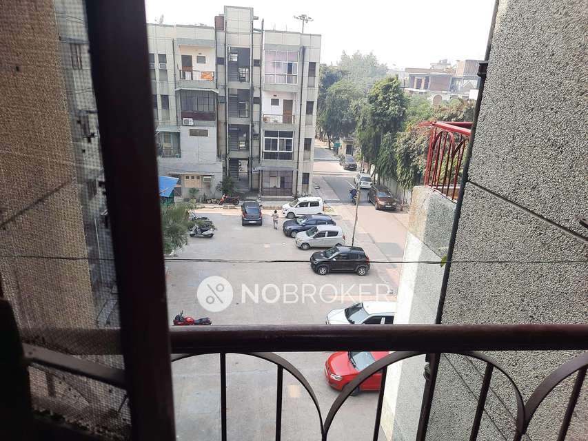 1 BHK Flat In Aravali Apartment For Sale  In Sector-52