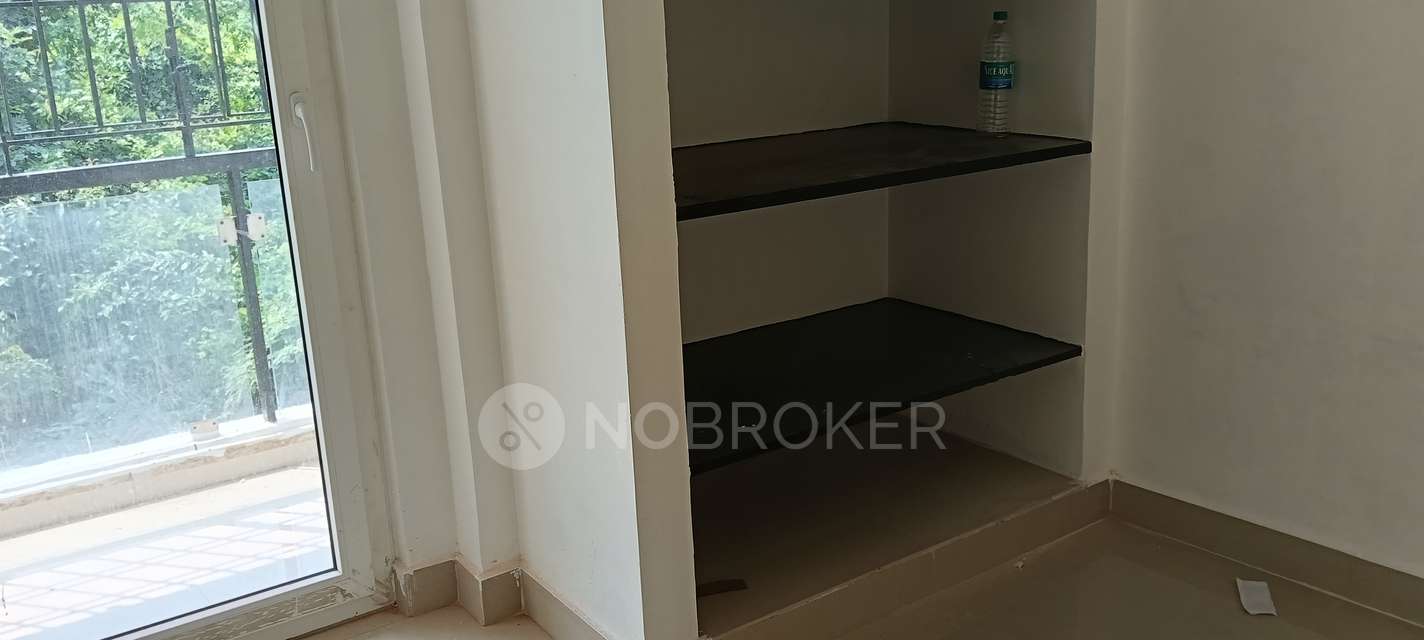 2 BHK Flat In Colour Avenue  For Sale  In Perumbakkam
