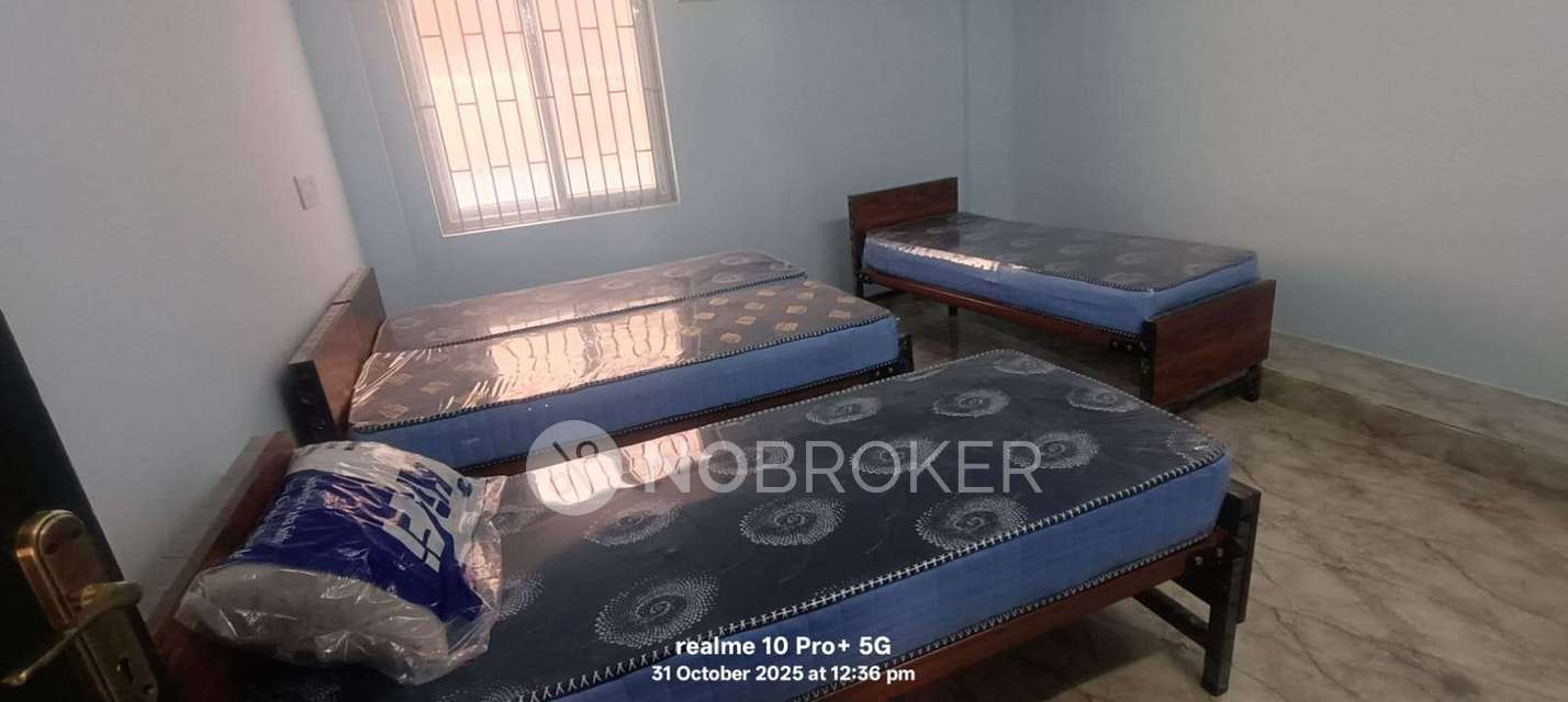 PG for Boys in Devanahalli