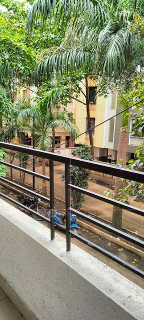 Shared Room for Male In 1 BHK  In Samarth Building , In Vadgaon Budruk