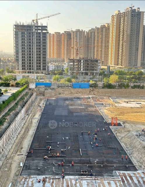 3 BHK Flat In Stellar One For Sale  In Sector 1