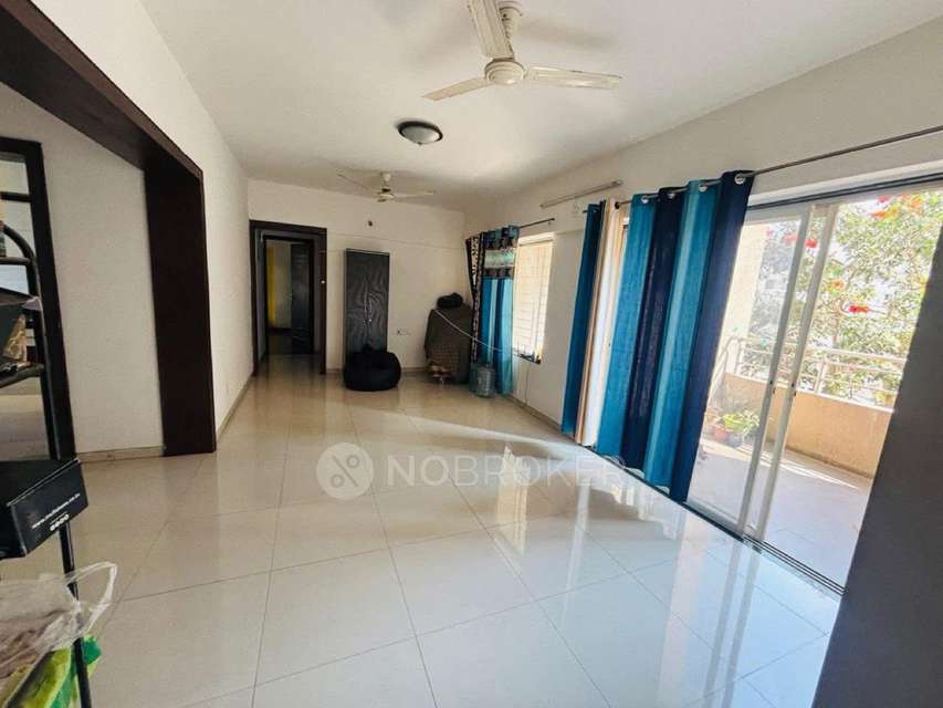 Single Room for Female In 3 BHK  In Casapoli D Wing In Casapoli Apartment D Wing