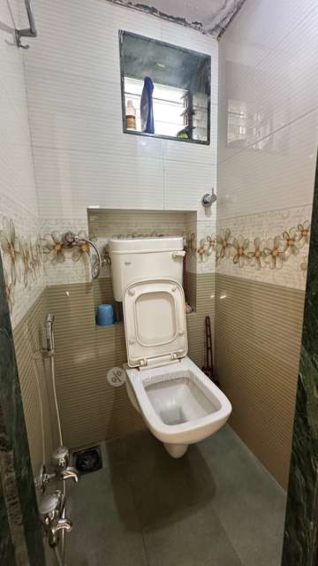 1 BHK Flat In Shree Mahavir Jain Chs For Sale  In Kandivali West