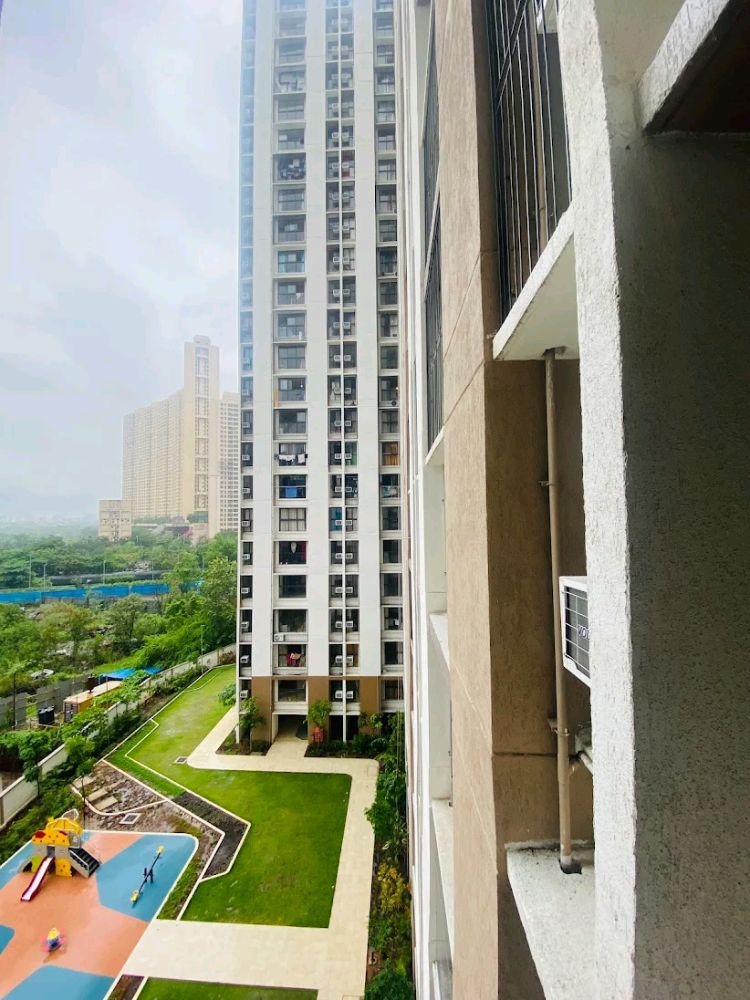 LODHA CROWN THANE