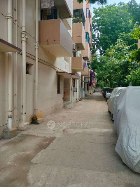 2 BHK Flat In Lakshmi Apartment, Choolaimedu For Sale  In Choolaimedu