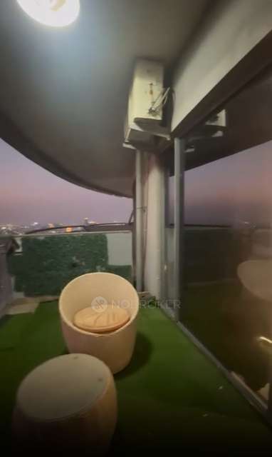 Commercial Property in Sector 94, Noida for Rent 