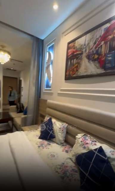 Commercial Property in Sector 94, Noida for Rent 