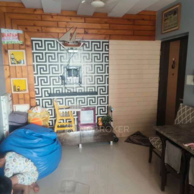 2 BHK Flat In Shri Ganesh Chs For Sale  In Goregaon West