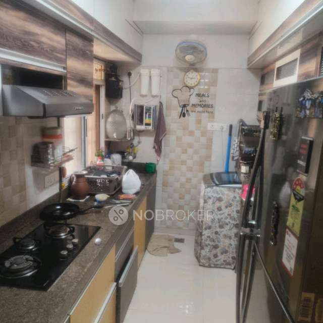 2 BHK Flat In Shri Ganesh Chs For Sale  In Goregaon West