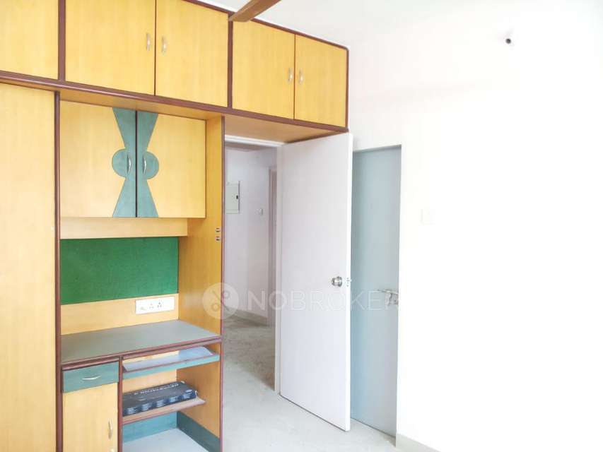 2 BHK Flat In Chitravani Chs, Malad East For Sale  In Malad East