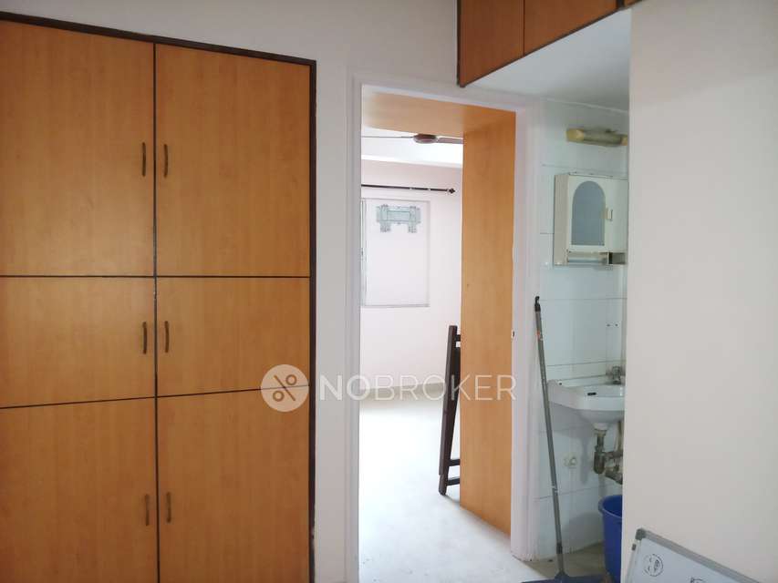 2 BHK Flat In Chitravani Chs, Malad East For Sale  In Malad East