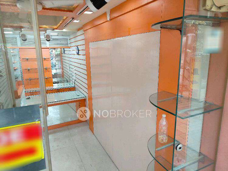 Showroom in Rohini, Delhi for sale 