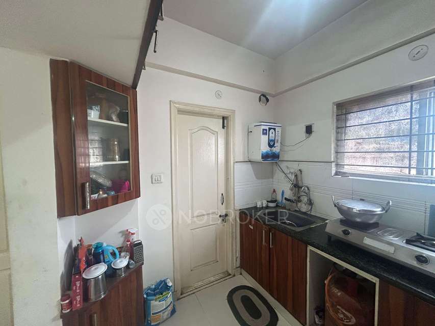 2 BHK Flat In Kk White Castle For Sale  In Kadugodi