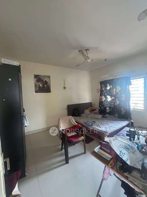 2 BHK Flat In Kk White Castle For Sale  In Kadugodi