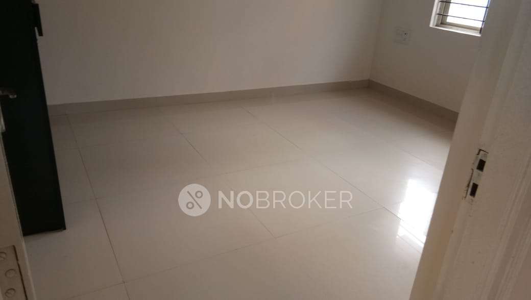 2 BHK Flat In Kk White Castle For Sale  In Kadugodi