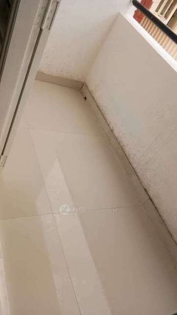 2 BHK Flat In Kk White Castle For Sale  In Kadugodi