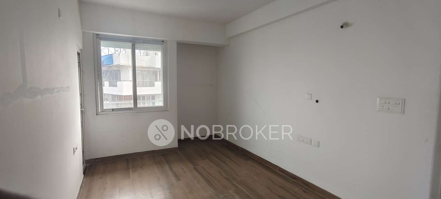 3 BHK Flat In Sterling Zen For Sale  In East Marredpally