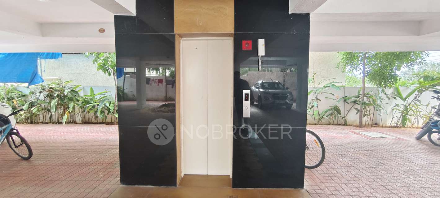 3 BHK Flat In Sterling Zen For Sale  In East Marredpally