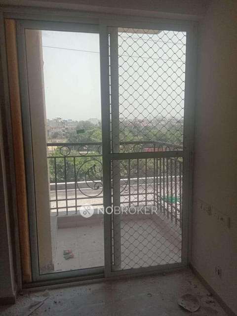 2 BHK Flat In Prateek Grand City For Sale  In Siddhartha Vihar