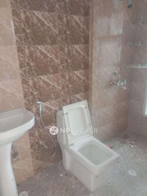 2 BHK Flat In Prateek Grand City For Sale  In Siddhartha Vihar