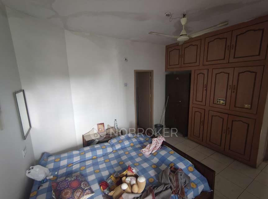 2 BHK Flat In Gayathri Towers For Sale  In Tarnaka