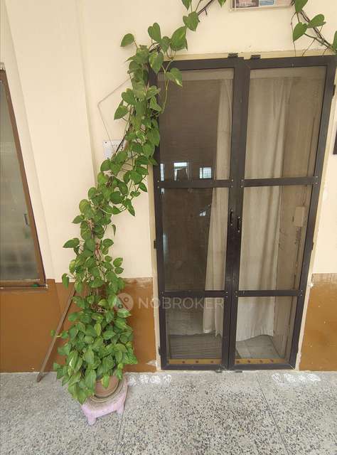 2 BHK Flat In Gayathri Towers For Sale  In Tarnaka