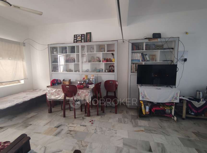 2 BHK Flat In Gayathri Towers For Sale  In Tarnaka