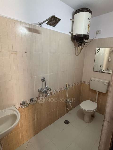 3 BHK Flat In Sterling Avenue For Sale  In New Nallakunta