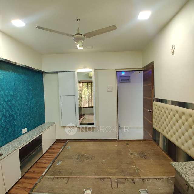 3 BHK Flat In Krishna Heights For Sale  In Malad East