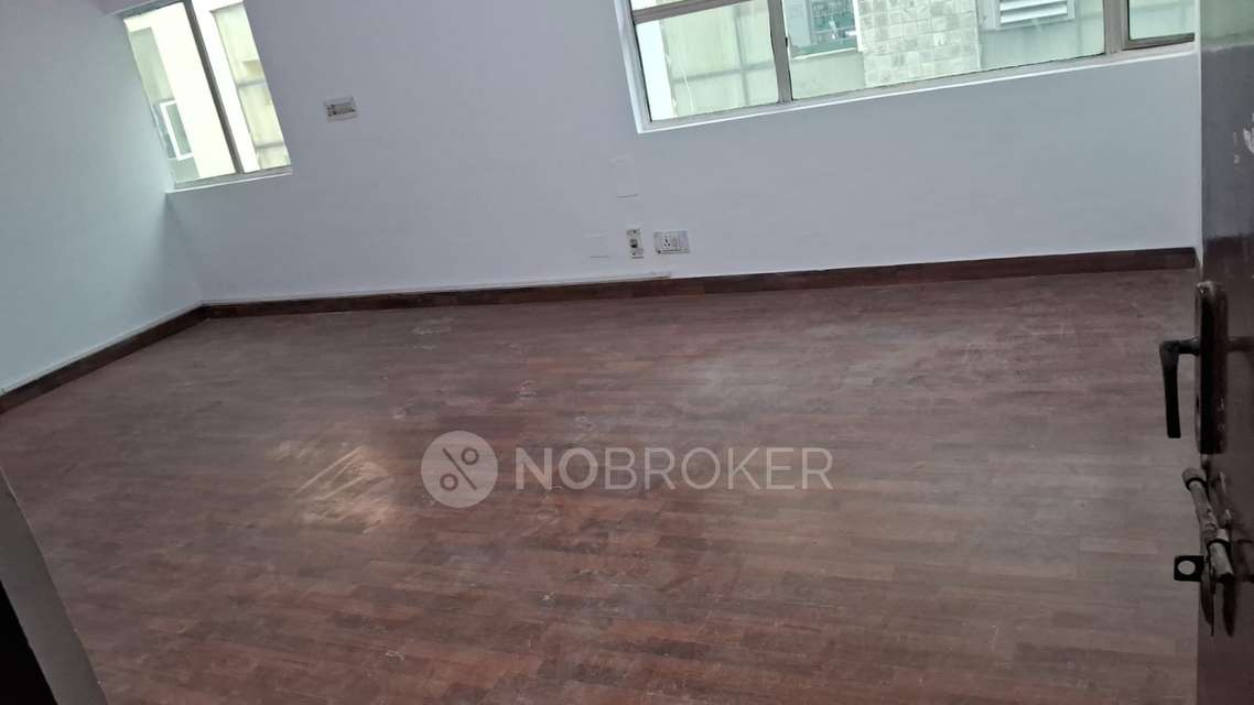 Industrial Building , Noida for Rent 