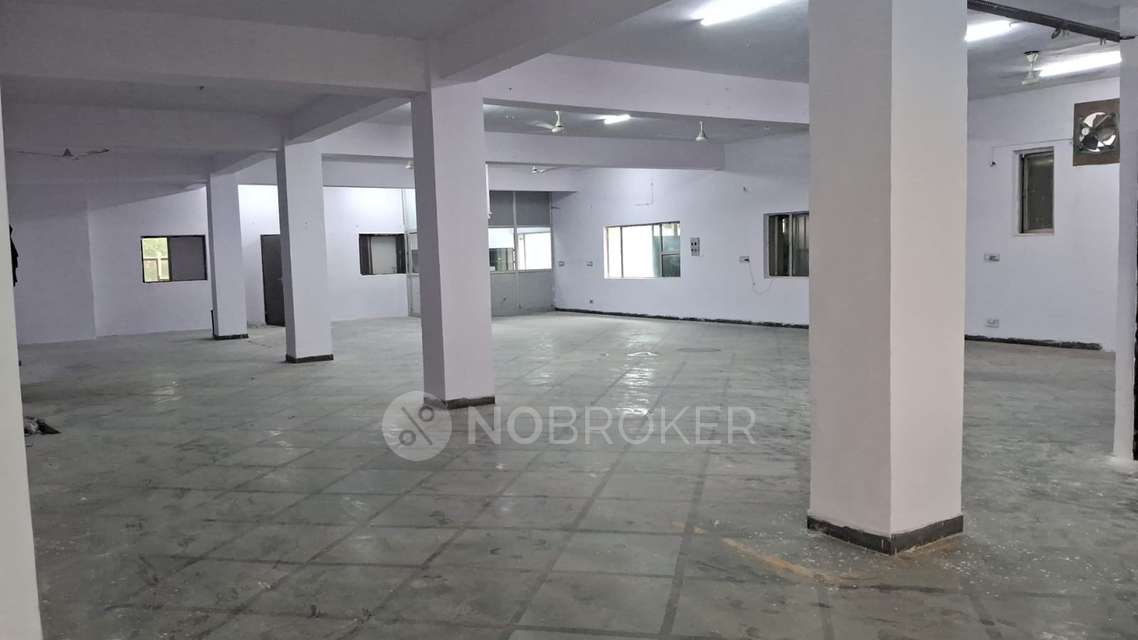 Industrial Building , Noida for Rent 