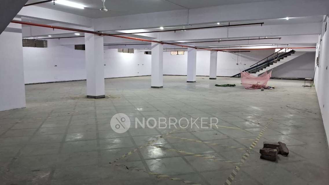 Industrial Building , Noida for Rent 