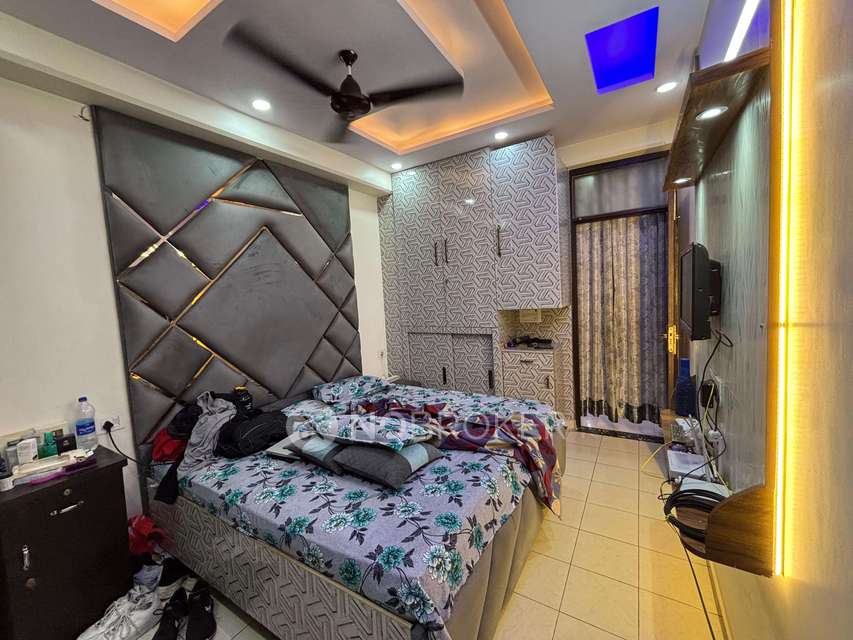 4 BHK Flat In Dwarika 27 Apartment For Sale  In Sahibabad