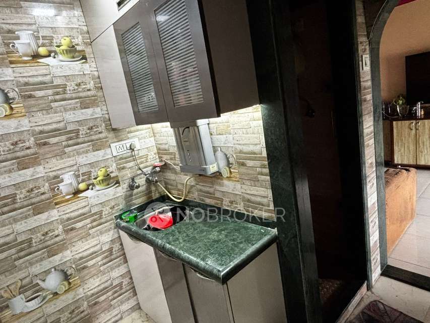 2 BHK Flat In Mandar Building, Lok Udyan, Kalyan West For Sale  In Lok Udyan Phase I