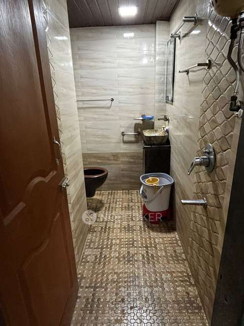 2 BHK Flat In Mandar Building, Lok Udyan, Kalyan West For Sale  In Lok Udyan Phase I